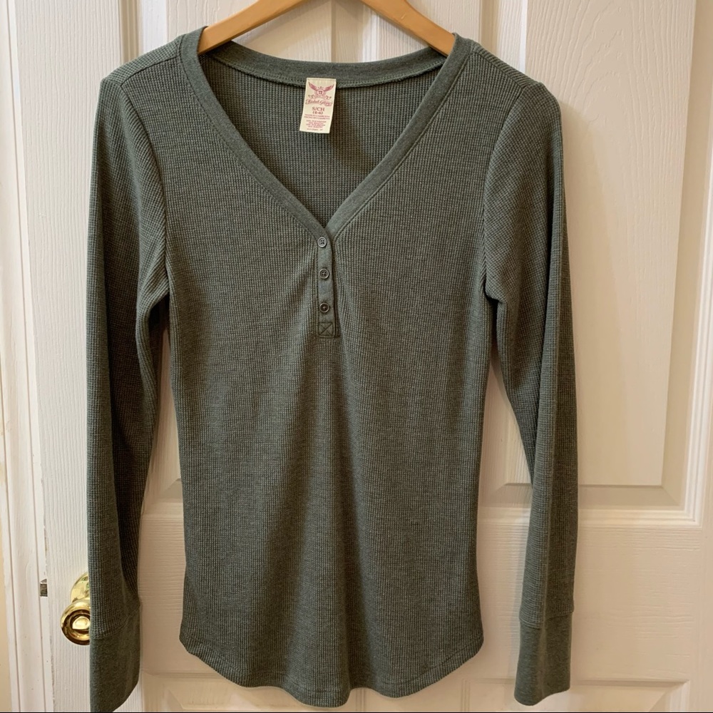 Faded Glory long sleeve